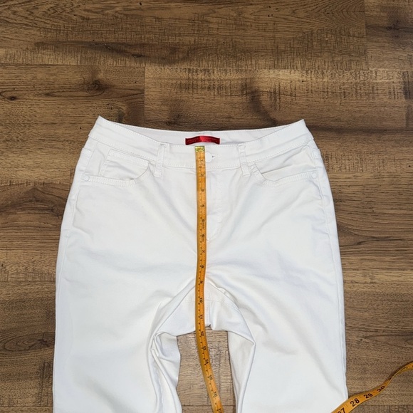 JENNIFER LÓPEZ Women's Skinny Jeans - Picture 3 of 9